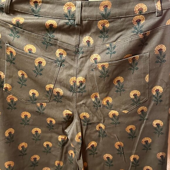 Entro- Botanical Wide Leg Pants – Olive Bloom - Picture 7 of 9